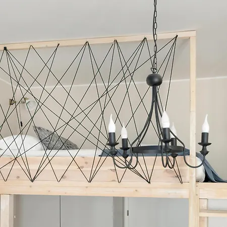 Cosy With Mezzanine In Close To The Old Market Square By Renters 포즈난